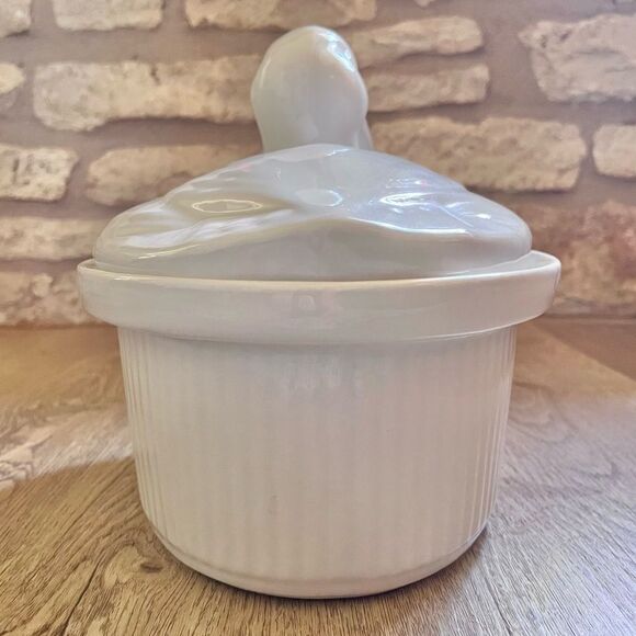 Vintage California White Nesting Duck Lid Oval Casserole Dish - Picture 9 of 16